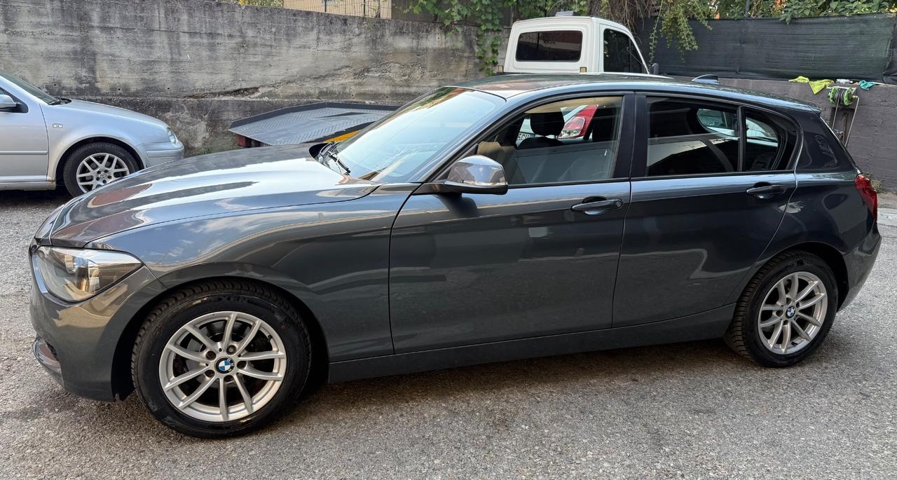BMW 116i 5p. Urban