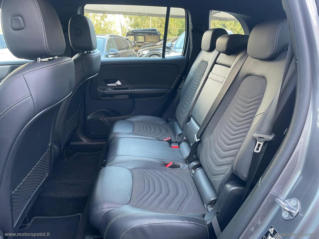 MERCEDES-BENZ GLB 180 d Automatic Business Extra