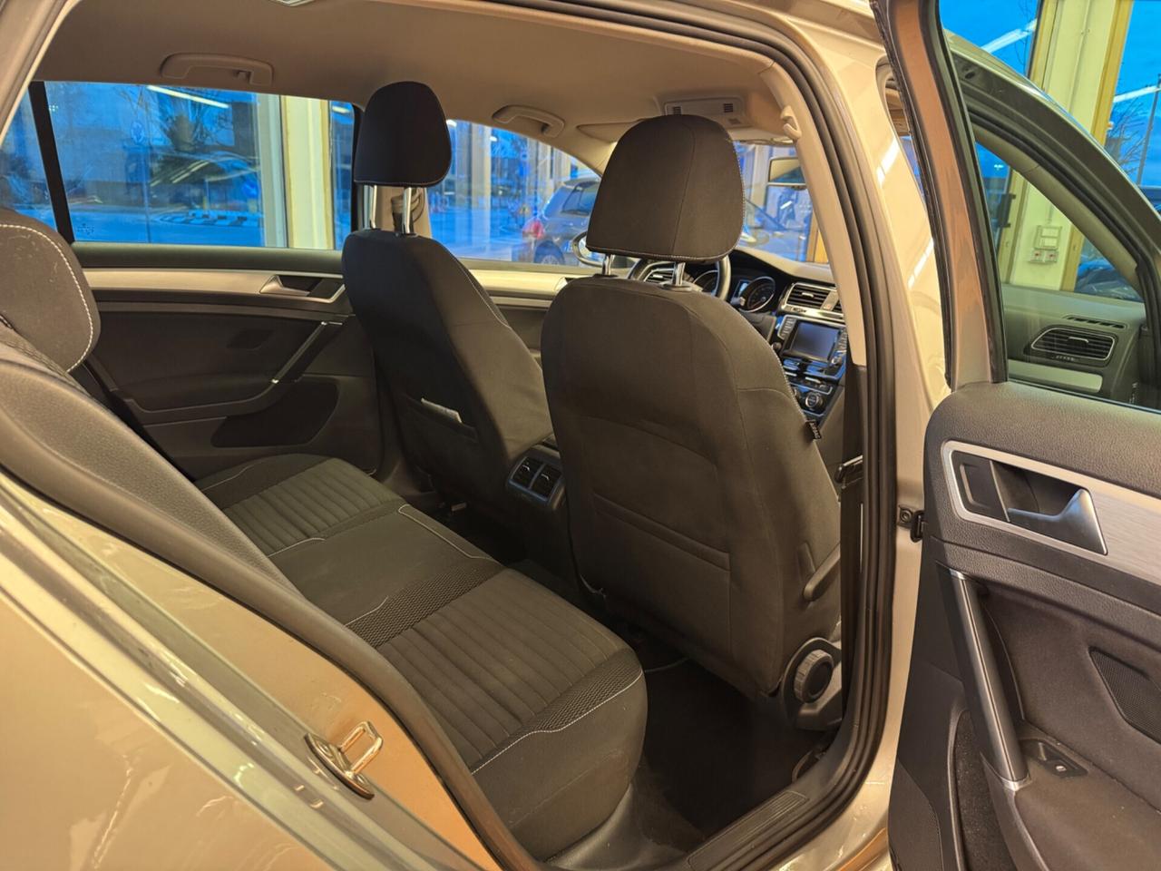 Volkswagen Golf 7 EURO 6 DIESEL OK NEO