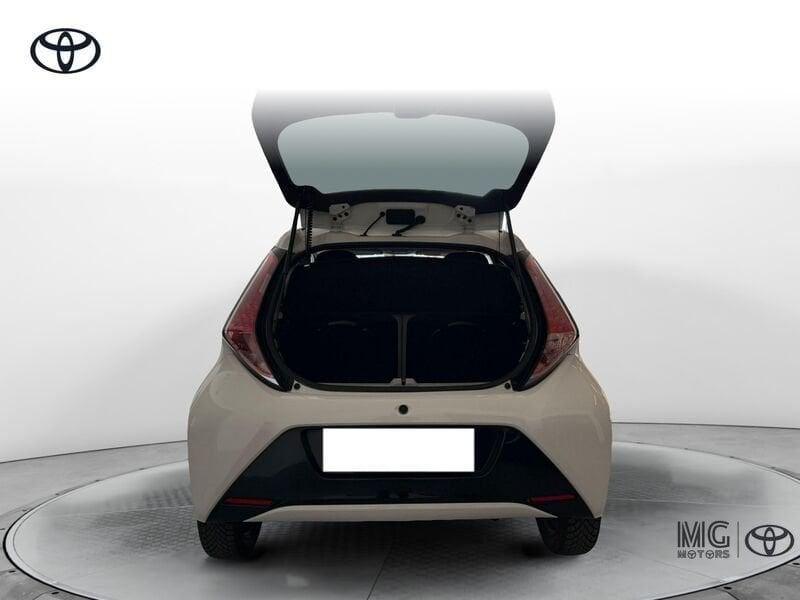 Toyota Aygo Aygo 1.0 VVT-i 69 CV 5 porte x-play MMT