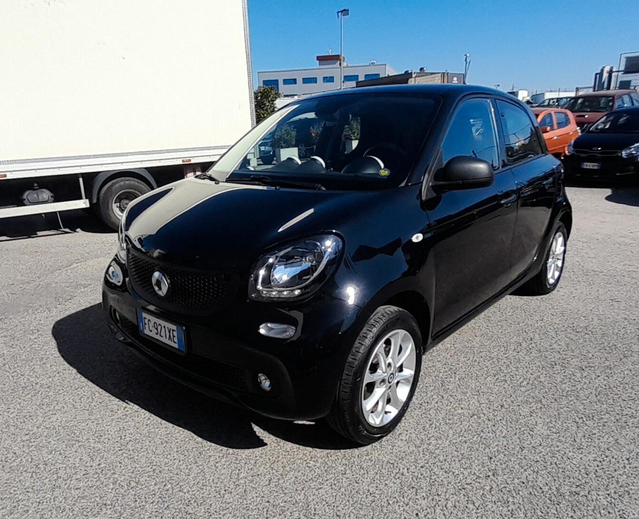 Smart ForFour 70 1.0 Youngster