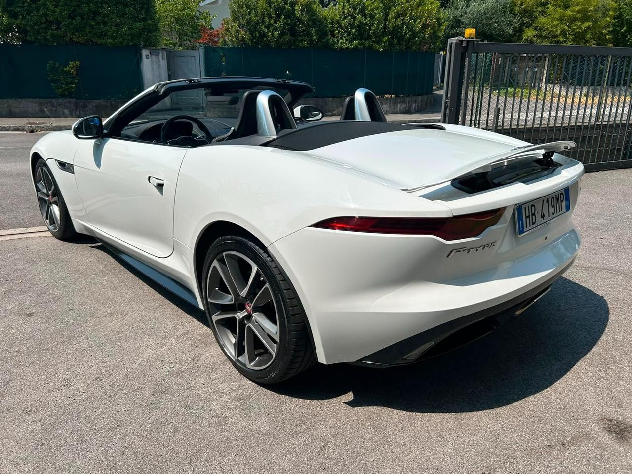 Jaguar F-Type 2.0 aut. Convertibile R-Dynamic 2021