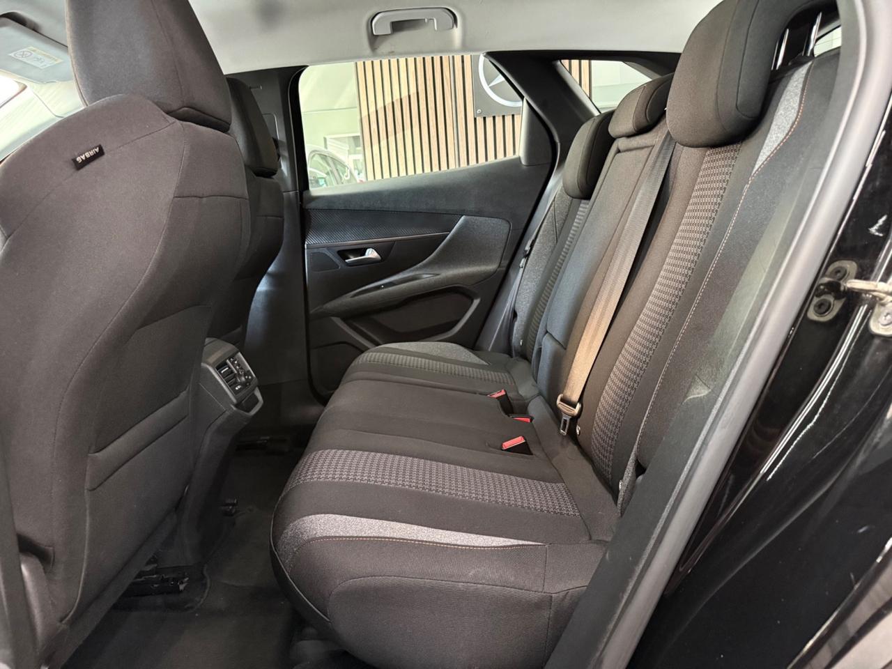 Peugeot 3008 BlueHDi 130 S&S Active Pack