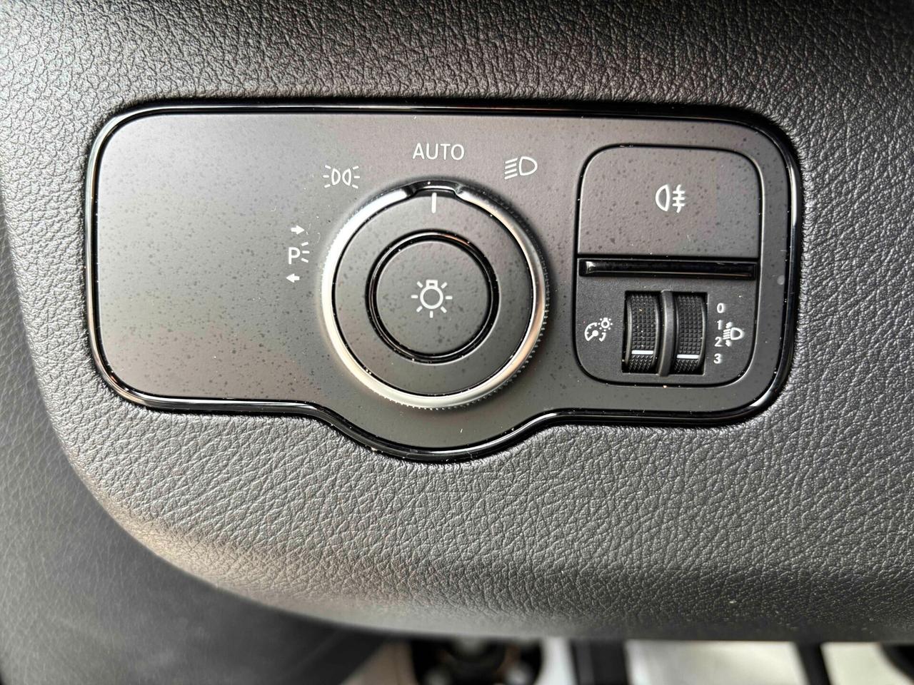 Mercedes Benz Sprinter - 314 2.1 cdi F 37/33 5 POSTI