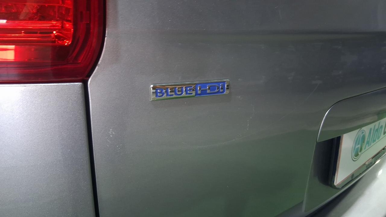 Peugeot 5008 Allure 7 posti 1.6 120cv anno 2015