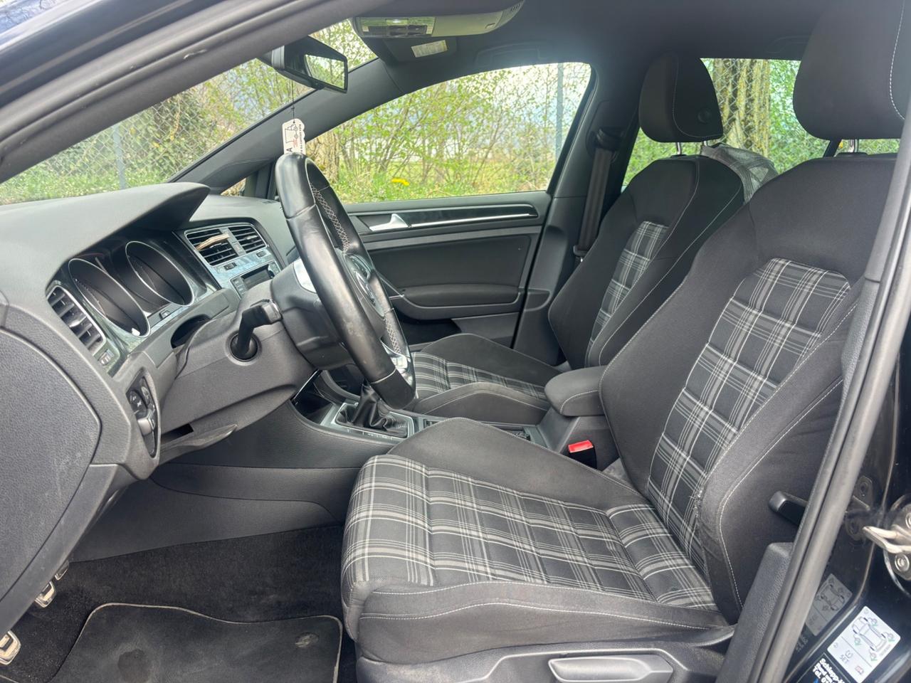 Volkswagen Golf GTD 2.0 TDI 5p. BlueMotion Technology