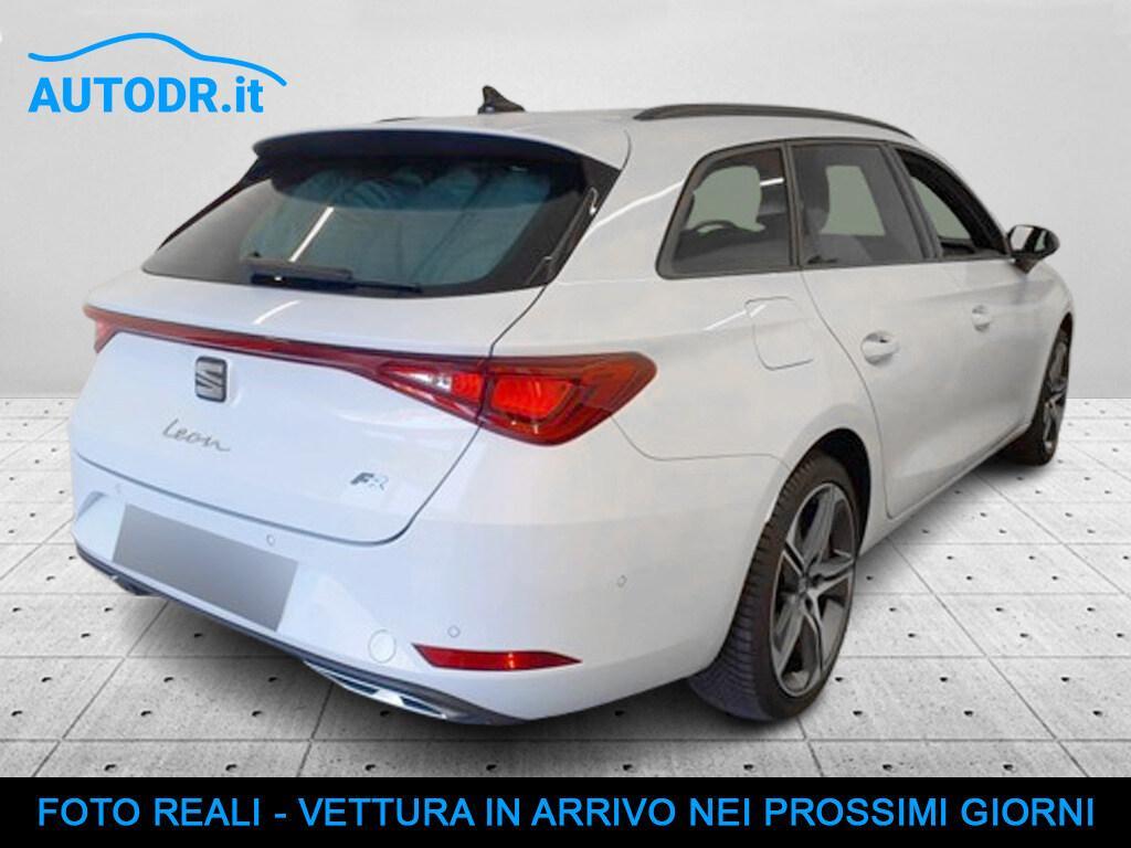 Seat Leon Sportstourer 1.5 TGI FR 130cv DSG Cerchi 18, Navi, Tetto, Retrocamera