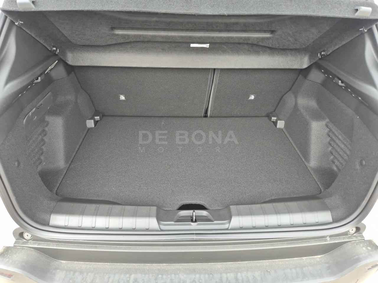 Jeep Avenger 1.2 turbo e-hybrid mhev altitude fwd 110cv edct6