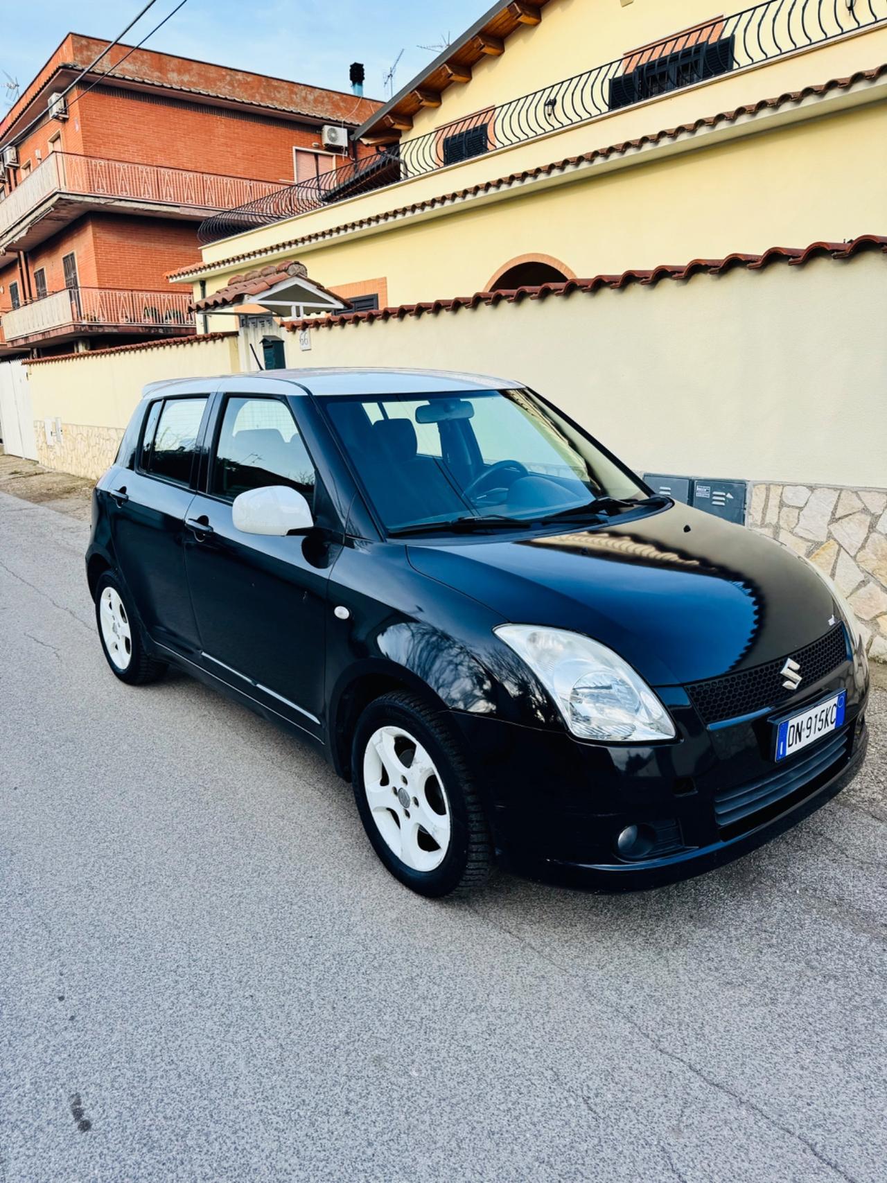 Suzuki Swift 1.3 4x4 5p.