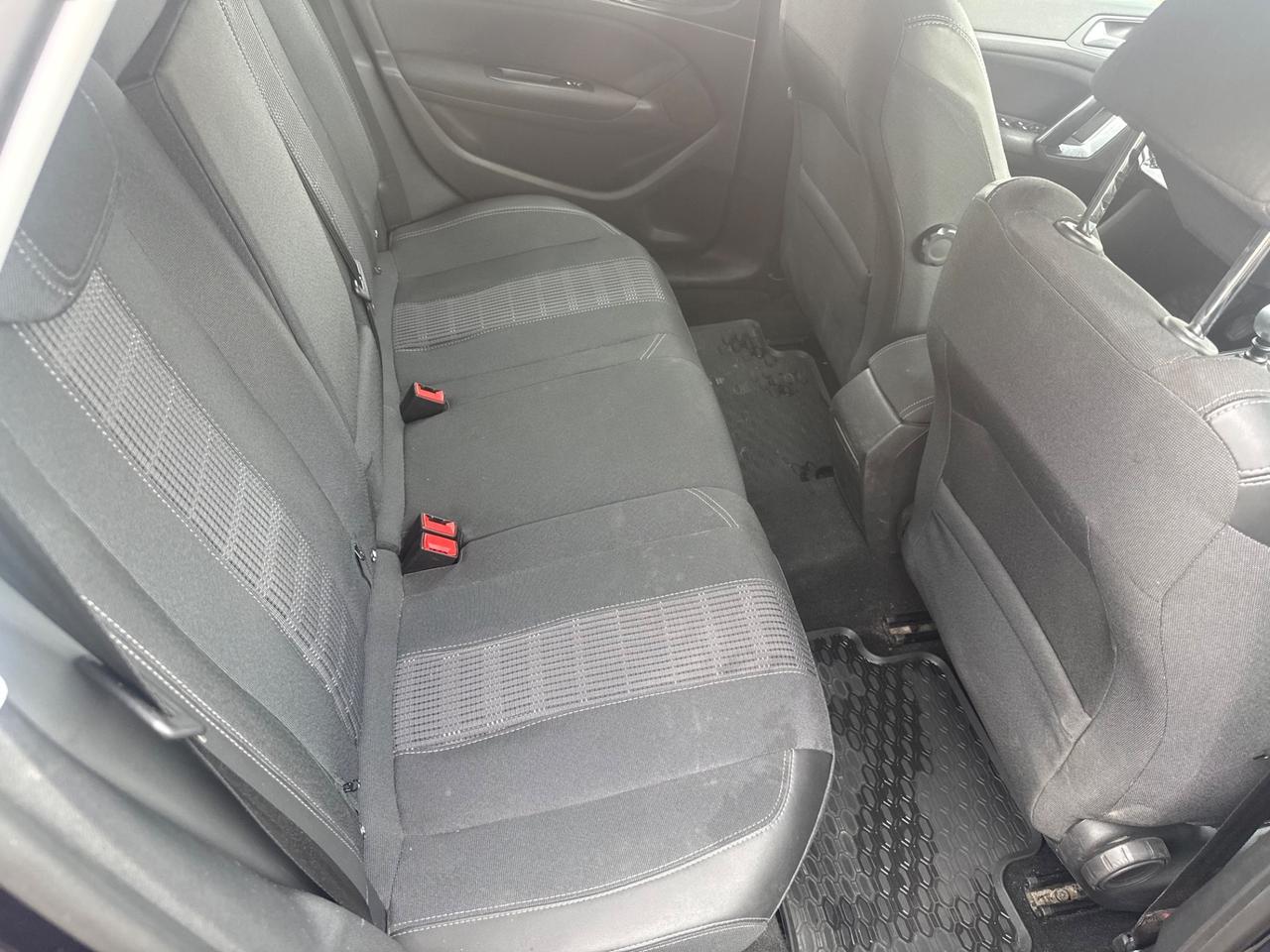 Peugeot 308 BlueHDi 130 S&S SW Allure