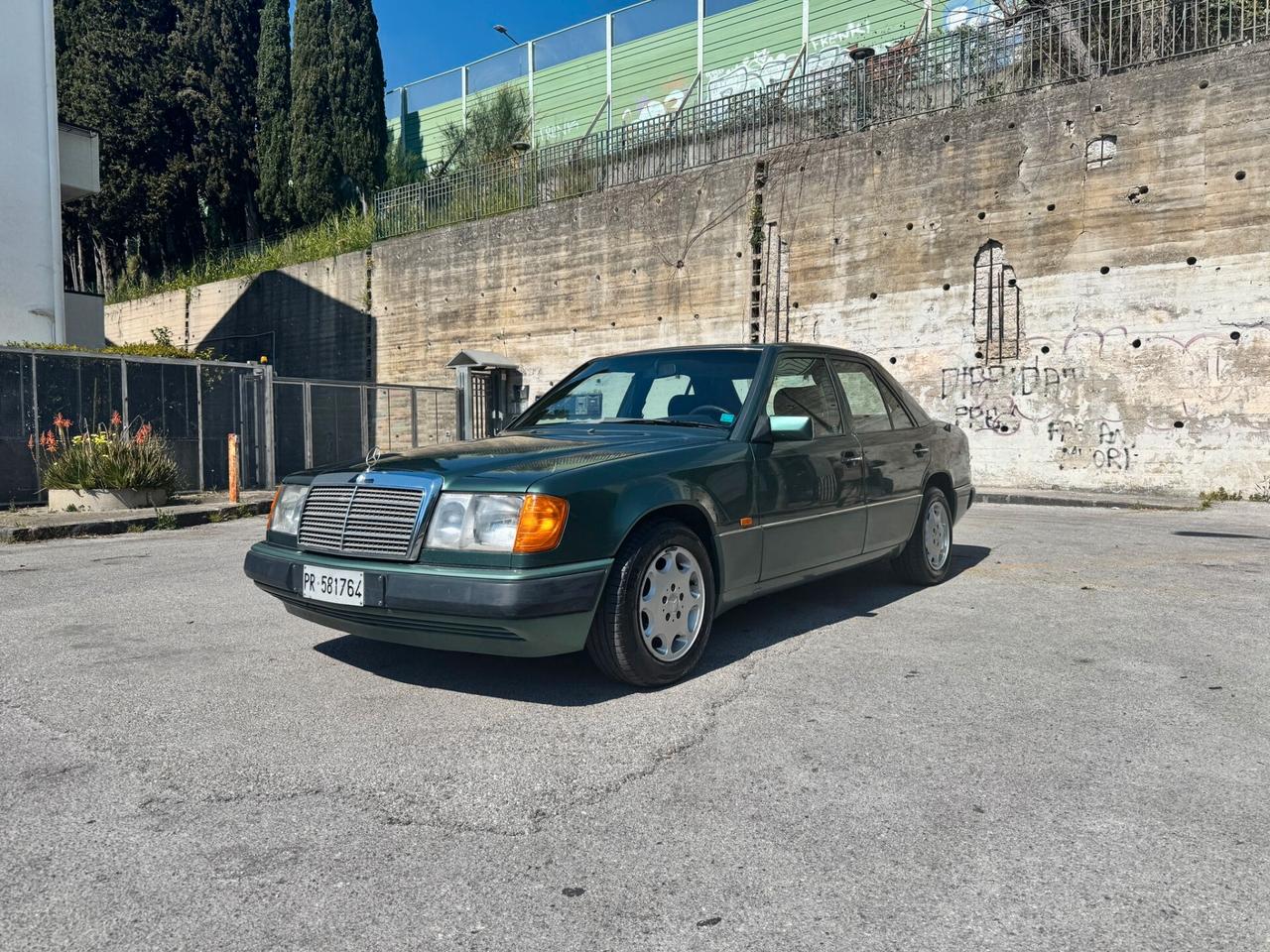 Mercedes-benz E 200 OLDTIMER GIA' ASI - 1991