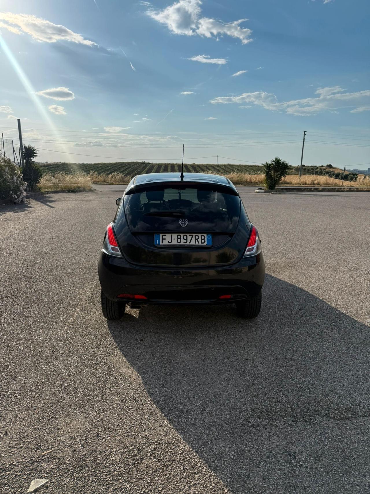 Lancia Ypsilon 1.3 MJT 16V 95 CV 5 porte S&S Mya