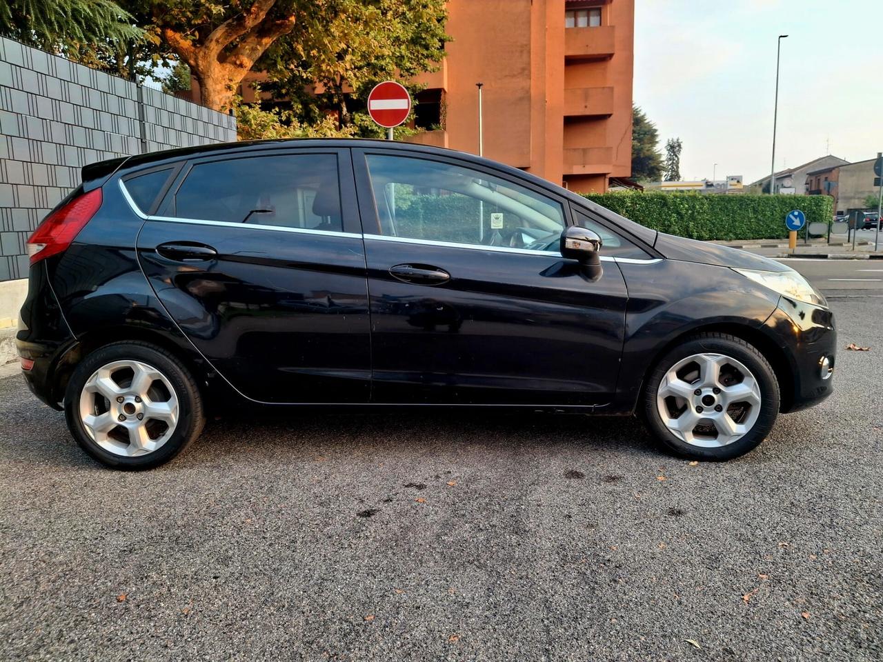 Ford Fiesta 1.6 TDCi 95 CV 5p. Titanium