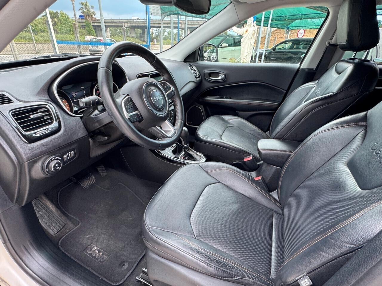 Jeep Compass 2.0 Multijet II cambio automatico km certificati 1 prop. 2017 bianco perla