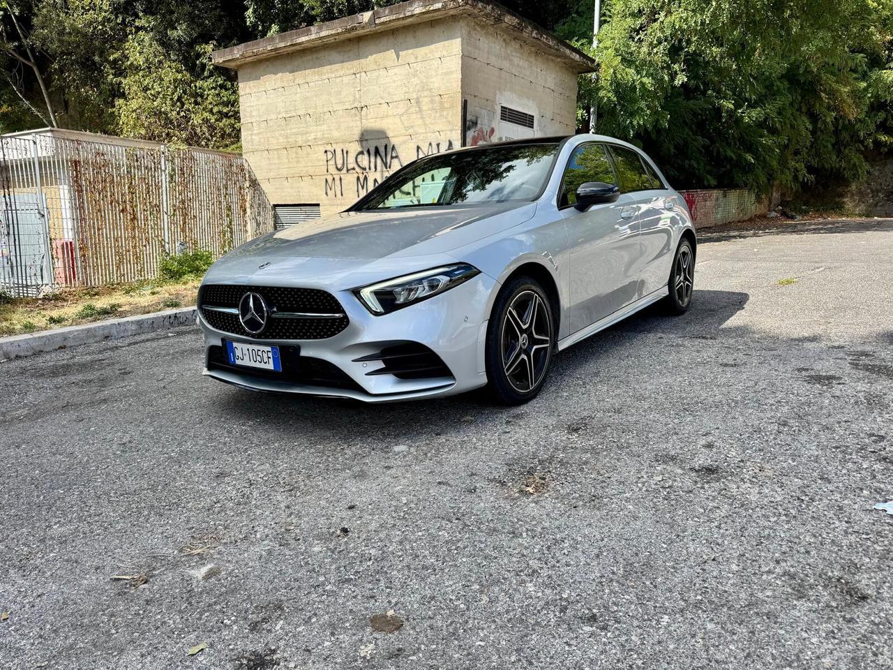 Mercedes A 250e Premium AMG 218CV | Tetto | 18" | Pelle/Alcantara | 57.000 KM