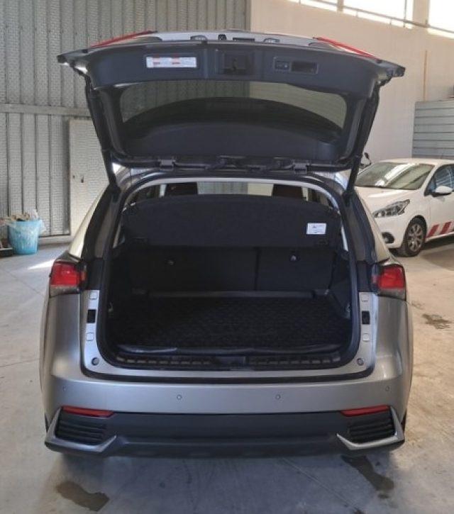 LEXUS NX 300 Hybrid 4WD Luxury