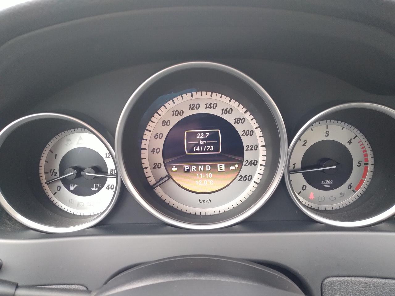 Mercedes-benz C 220 CDI BlueEFFICIENCY Avantgarde