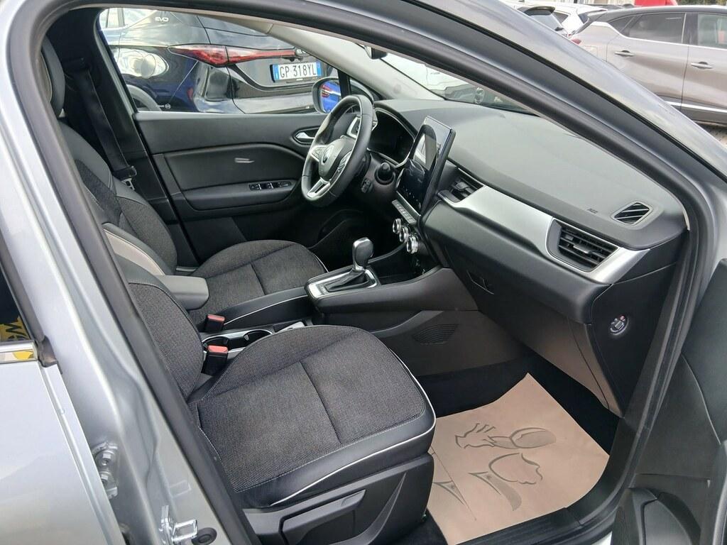 Renault Captur 1.6 E-TECH Hybrid Techno Fast Track Auto