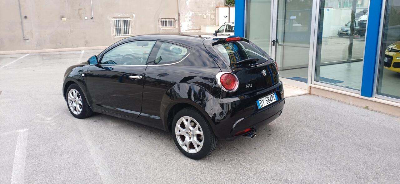 Alfa Romeo MiTo 1.4 105 CV M.air S&S Distinctive Sport Pack