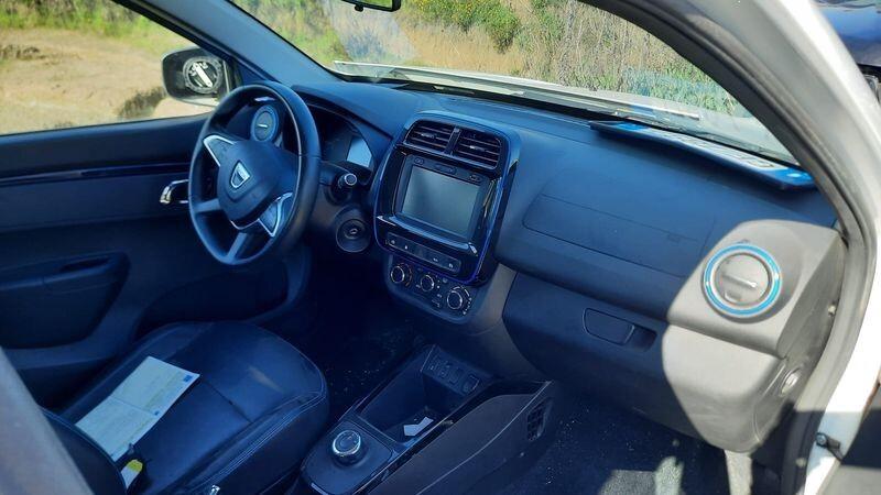 DACIA SPRING ELECTRIC 2021 30.000 INCIDENTATA