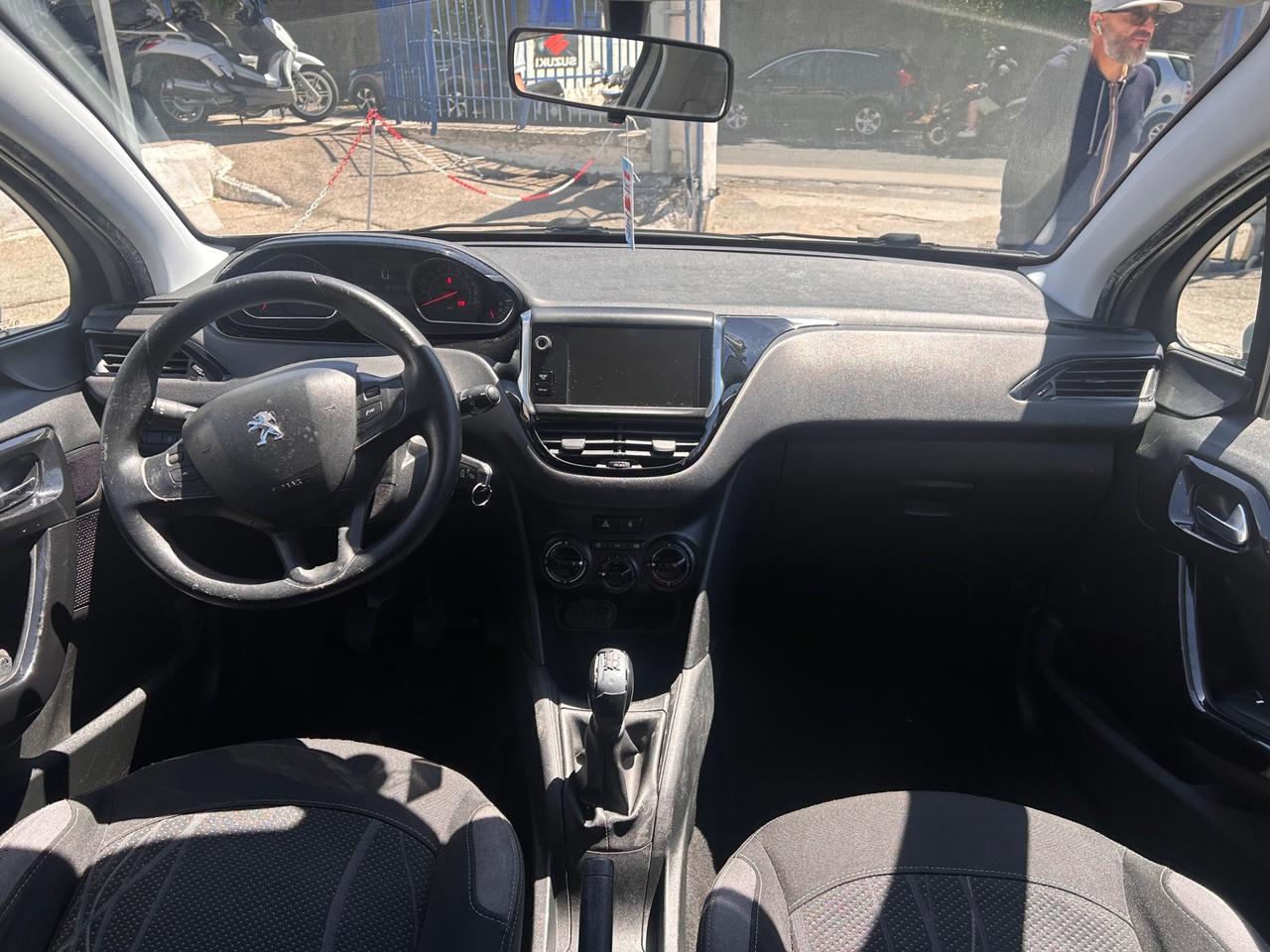 Peugeot 208 1.2 VTi 82 CV 5 porte Allure