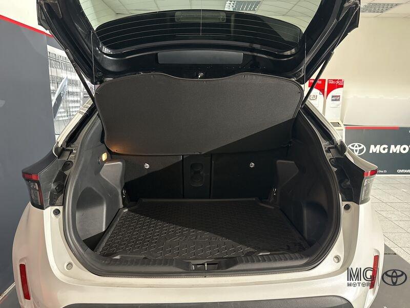 Toyota Yaris Cross 1.5 Hybrid 5p. E-CVT AWD-i Adventure