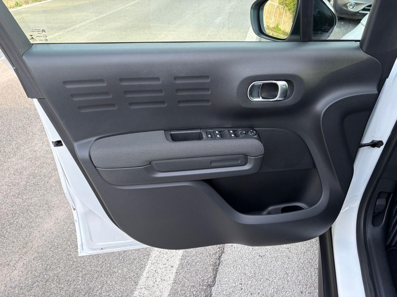 Citroen C3 Aircross 1.2 BENZINA 110CV S&S Shine Pack