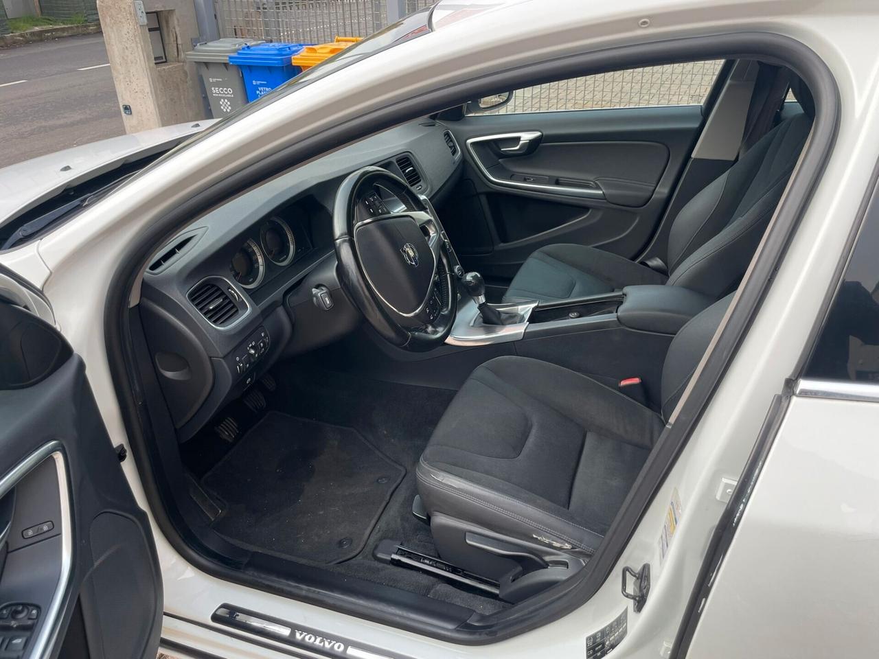 Volvo V60 D3 Summum 2.0cc 163cv