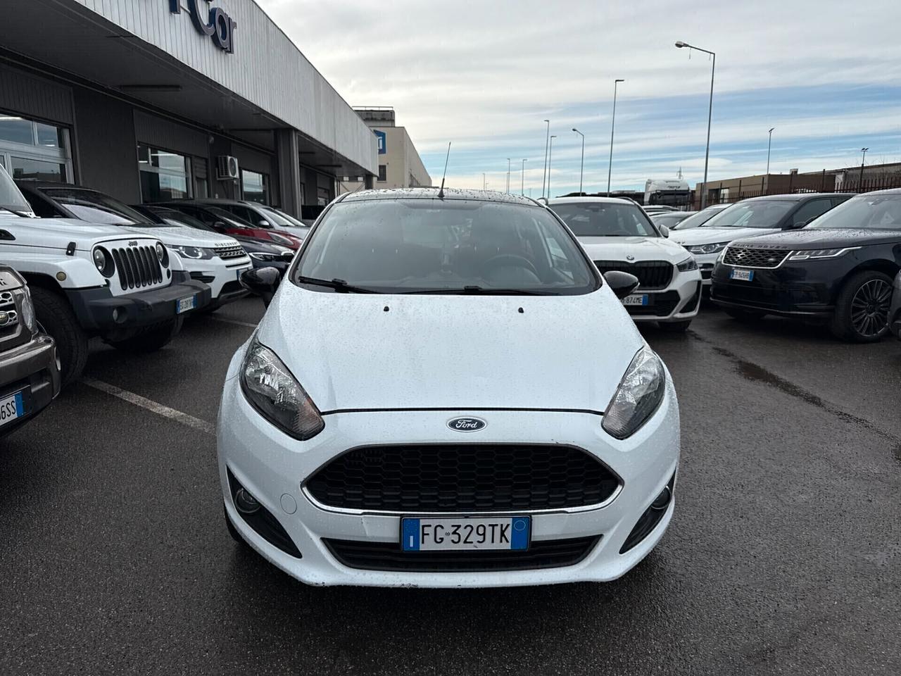 Ford Fiesta 5p 1.5 tdci / EURO 6/ NEOPATENTATI