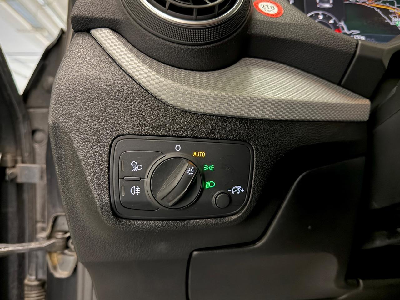 Audi Q2 30 TDI S line Edition - 2.0 TDI - FULL OPTIONAL