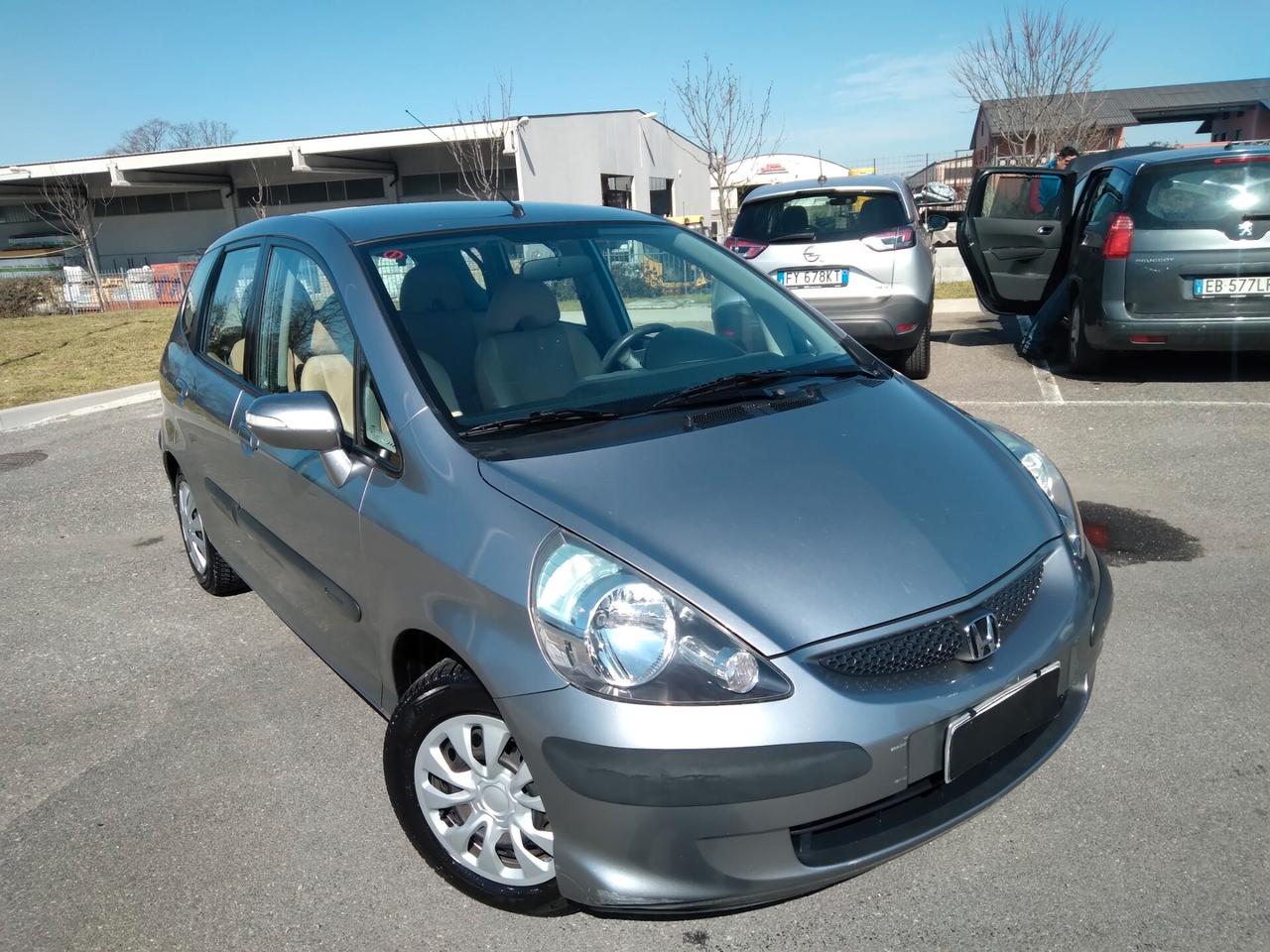 Honda Jazz 1.4 i-DSi 5p. LS Appeal x neopatentati