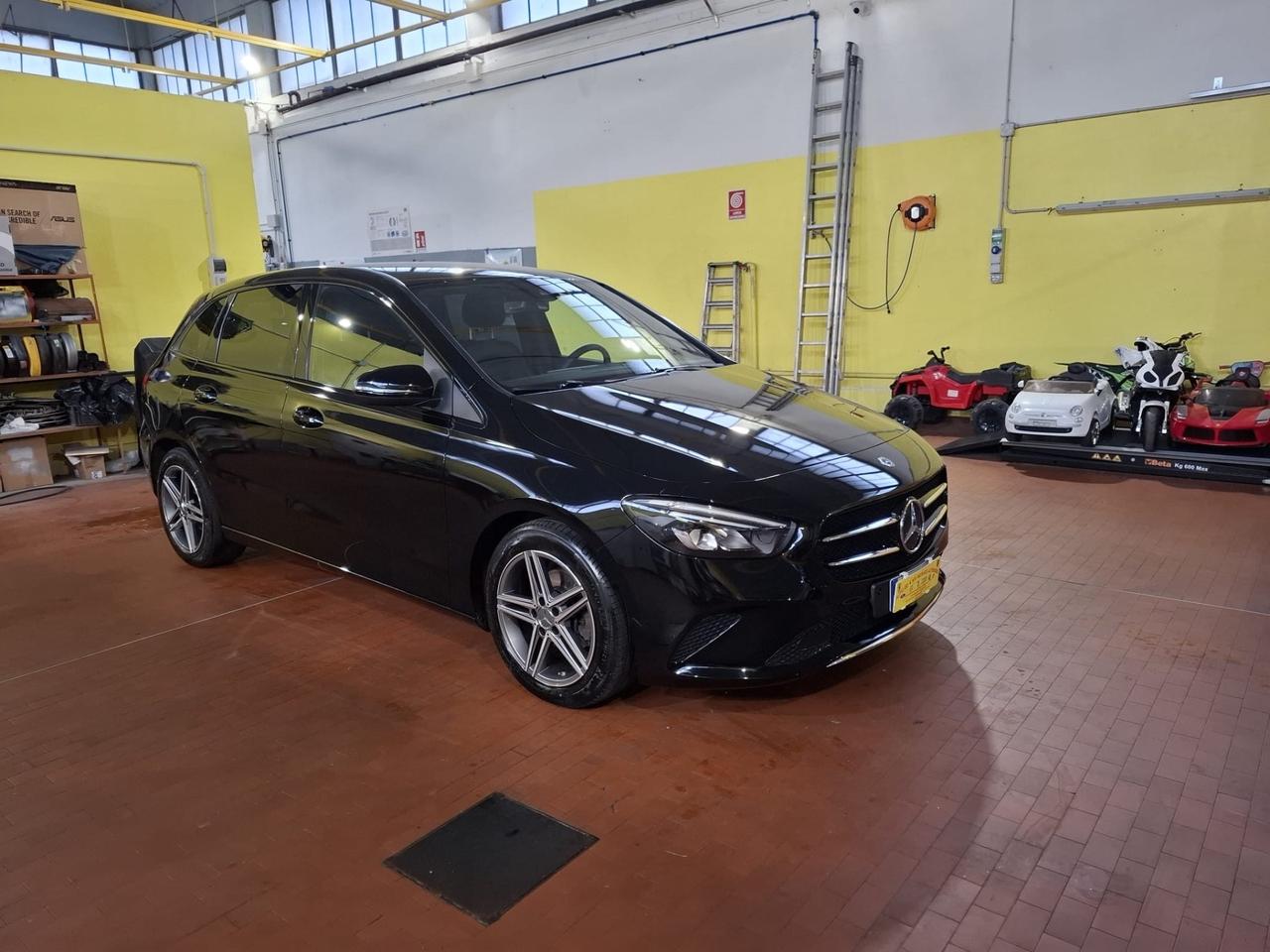 Mercedes-benz B 180 d Automatic Premium full optional