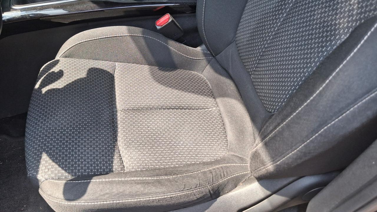 Renault Grand Scenic TCe 140 CV FAP Sport Edition2