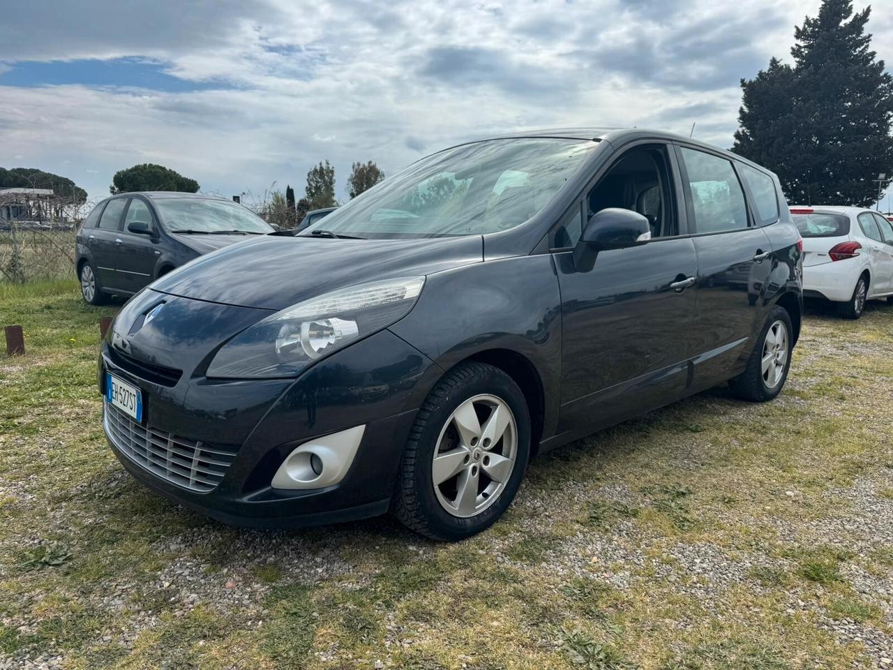Renault Scenic 1.5 dCi 7 posti SOLO 98.000 KM