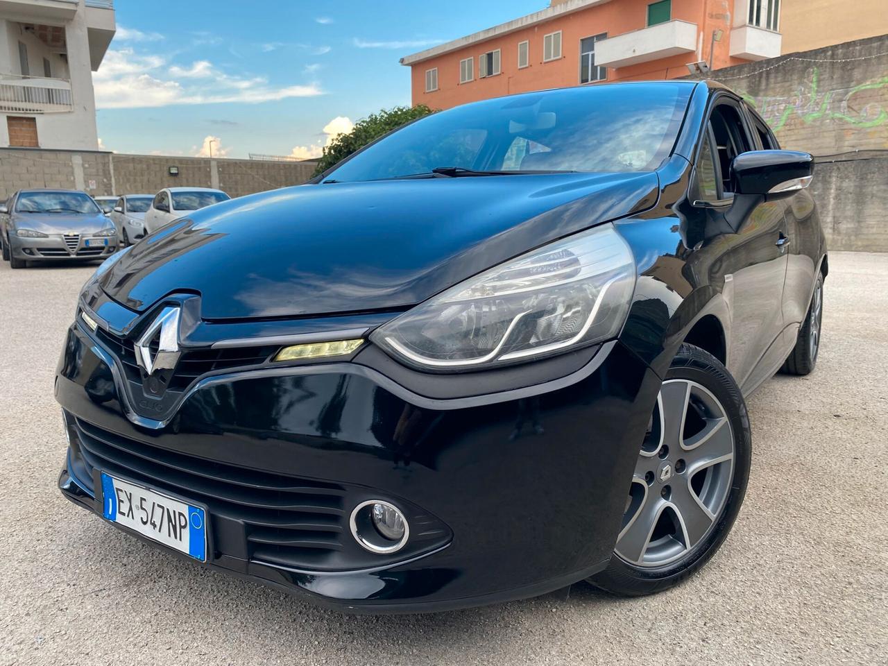 Renault Clio 1.5 dCi 75cv costume national restyling 2015