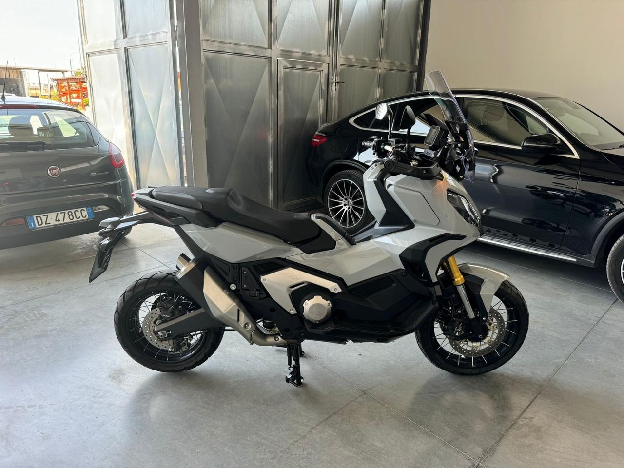 Honda XADV GRIGIO FINANZA 2021