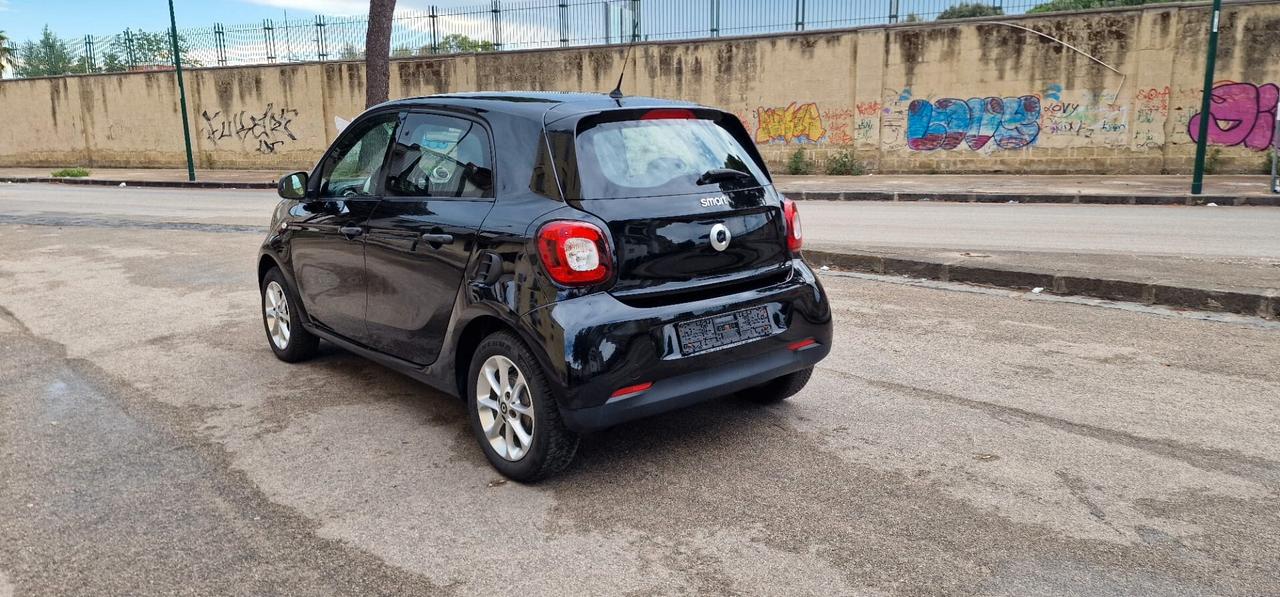 Smart ForFour 1.0 PASSION 70cv