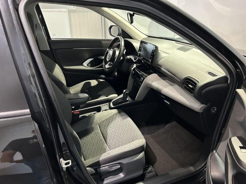 Toyota Yaris Cross 1.5 Hybrid 5p. Business + NAVIGATORE + SENSORI DI PARCHEGGIO