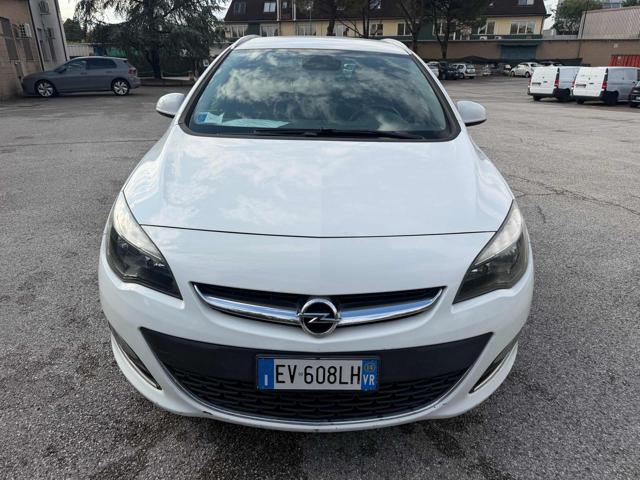OPEL Astra 1.7 CDTI 110CV Sports Tourer Cosmo Bellissima