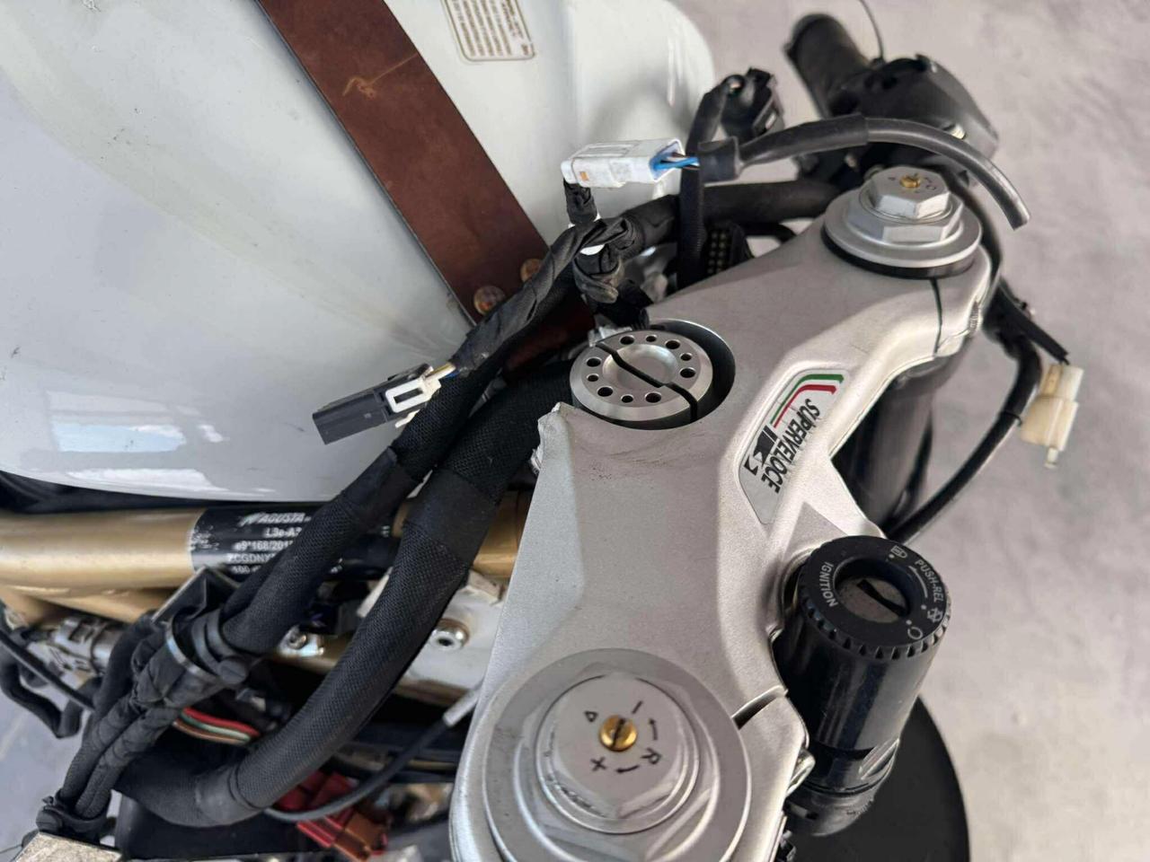 Mv Agusta Superveloce 800 S-2023