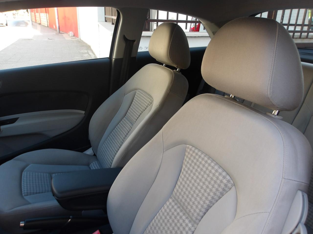 AUDI A1 1.2 BENZ-GARANZIA FULL
