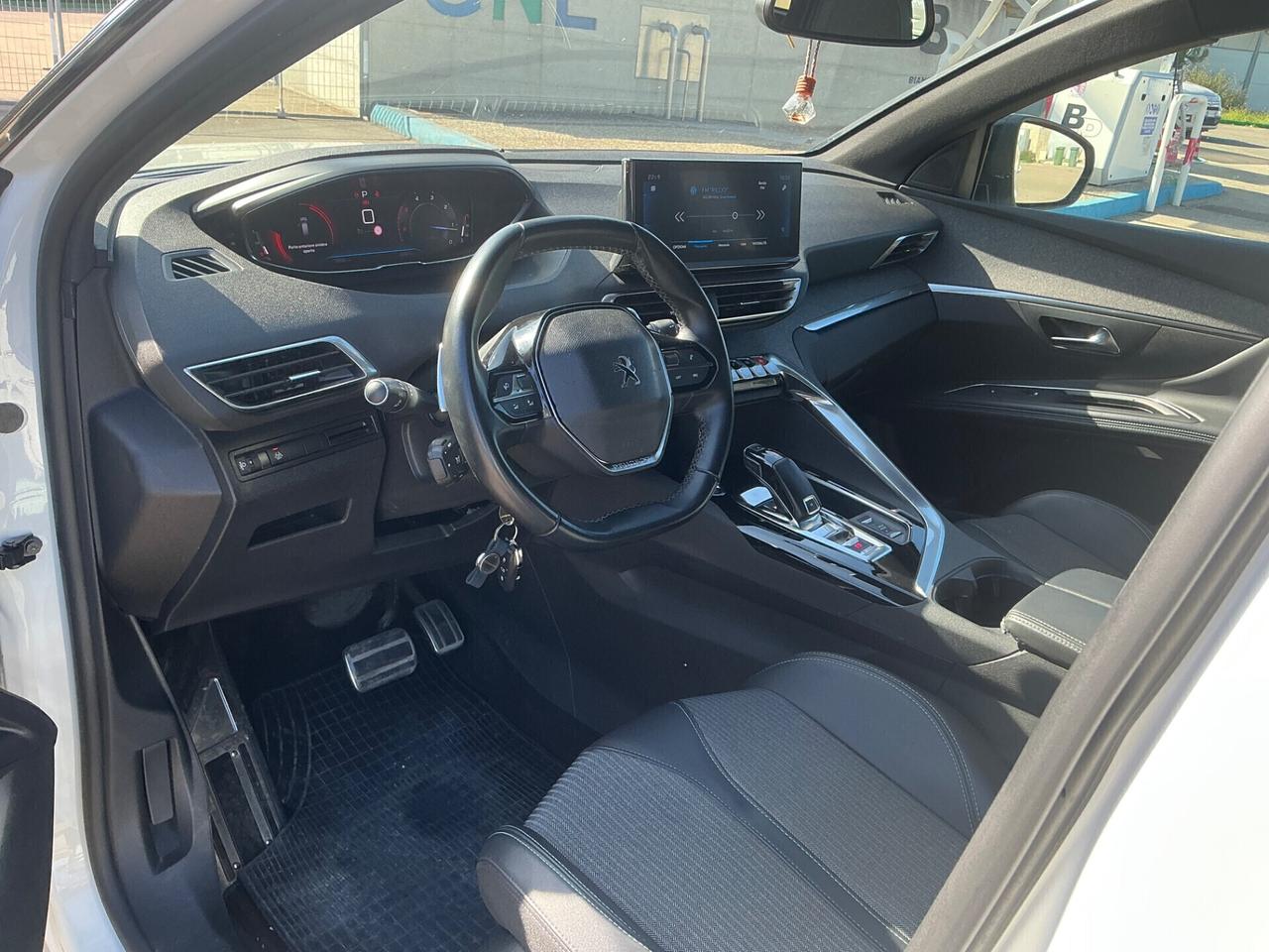 PEUGEOT 3008 1.5 DIESEL 130cv ALLURE -12/2020