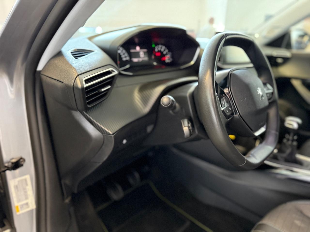 Peugeot 2008 PureTech 100 S&S Allure Pack NEOPATENTATI