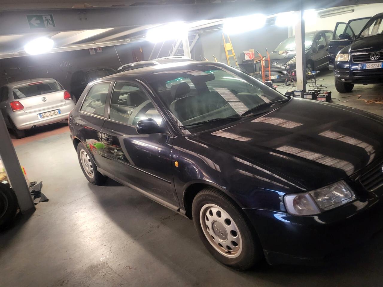 Audi A3 1.8 20V cat 3p. Attraction