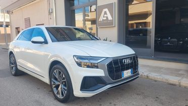 Audi Q8 50 TDI 286 CV Quattro S-Line...