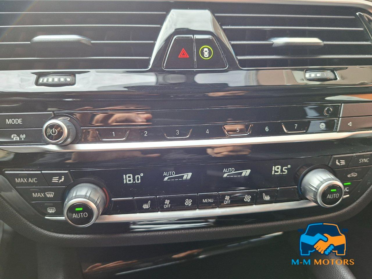 BMW 520 d Touring Luxury doppio treno di gomme