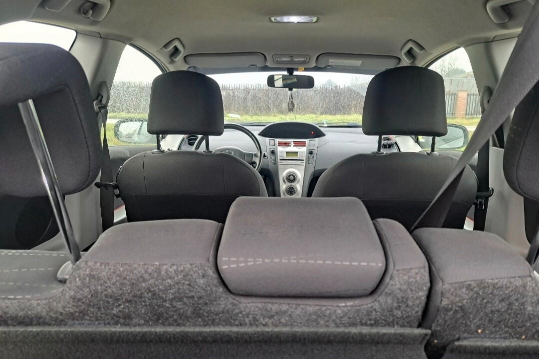 Toyota Yaris 1.0 3 porte Sol