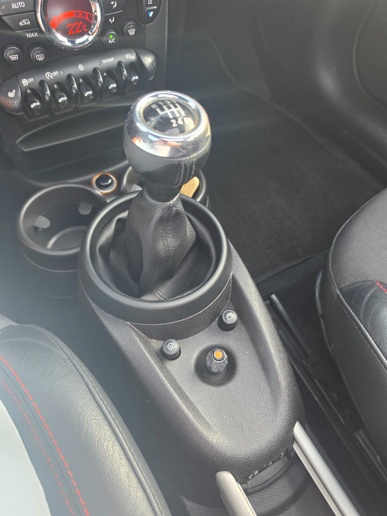 Mini Cooper Countryman 1.6 D neopatentati