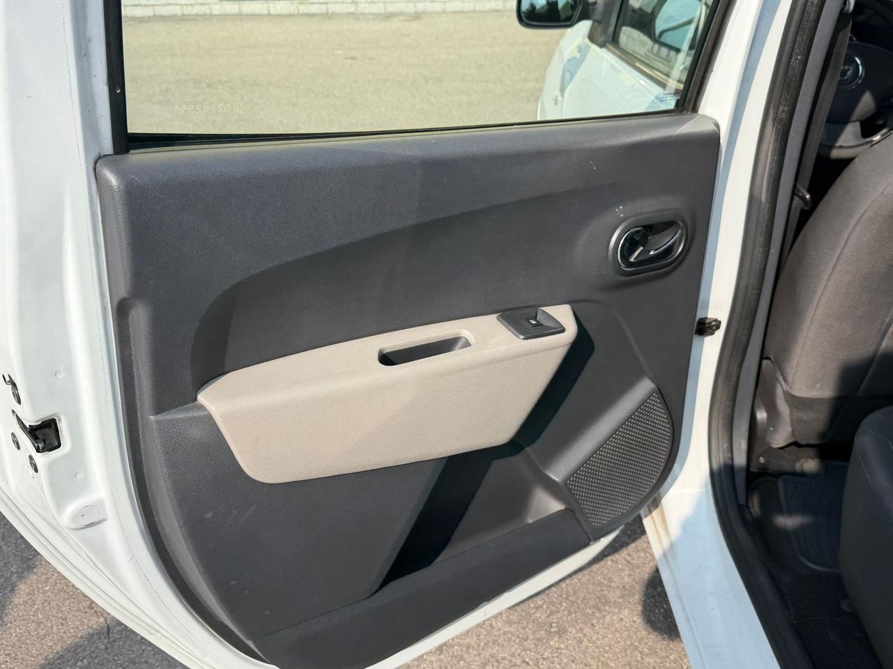 Dacia Lodgy 1.6 MPI 85cv 7 POSTI #50753