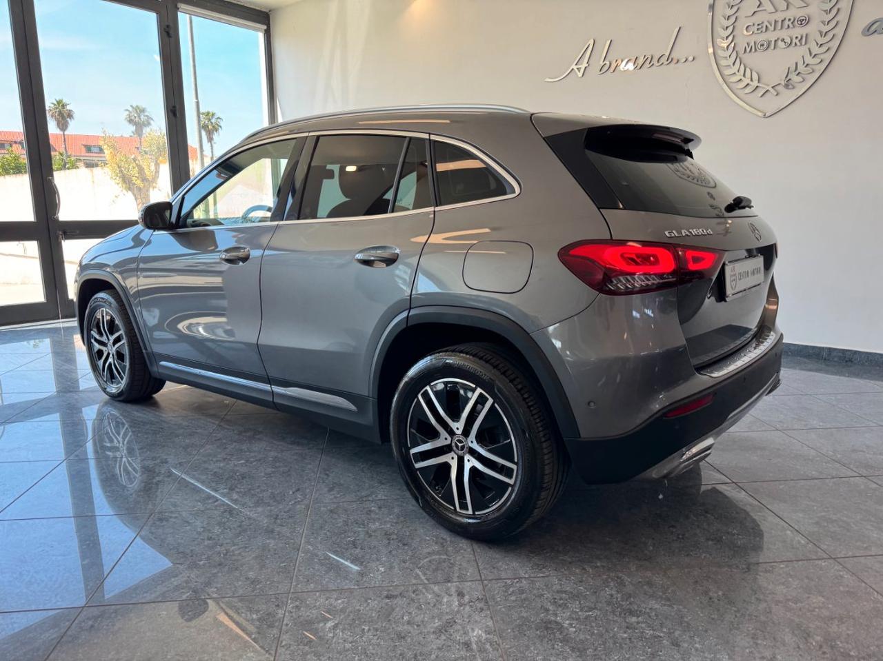Mercedes GLA 180 d Sport Plus auto Carplay Led Full Opt